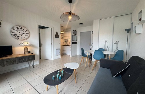 Ciboure Apartment | Charming renovated T2 with terrace near the beach