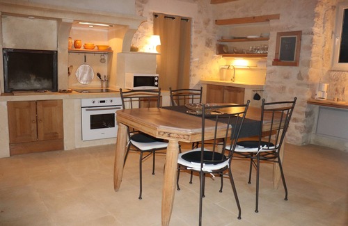 Murs House | Charming rental in Luberon 'Sous le Figuier'