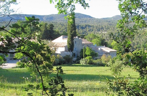 Murs House | Charming rental in Luberon 'Sous le Figuier'
