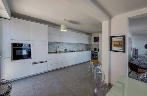 Antheor House | Charming Riviera Villa for 8 Guests, Pool & Sea View