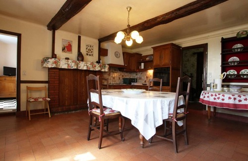 Saint-Fromond Cottage | Charming Rustic Home Near D-Day Beaches with Large Garden and BBQ