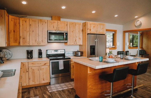 Sequim House | Charming Sequim Bay Hideaway-Sleeps 4