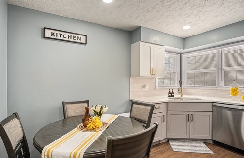 North Central Omaha House | Charming & Spacious 5-Bedroom Centrally Located