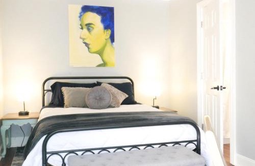 Treme House | Charming St. Ann Studio