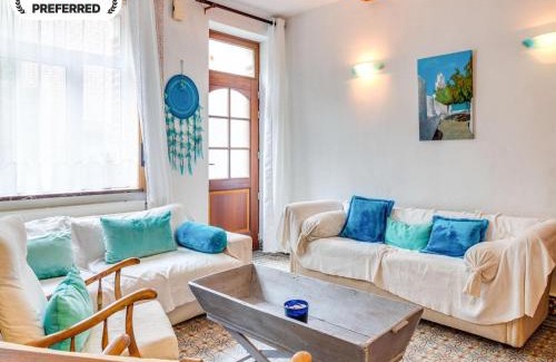 Le Mesnil House | Charming Stay in Viroinval