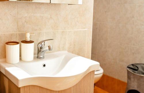 Sitia Apartment | Charming Stian Maisonette in Heart of the City