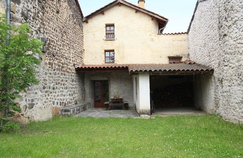 Ceaux-d'Allegre Cottage | Charming Stone House with Terrace, Enclosed Garden, Near Medieval City