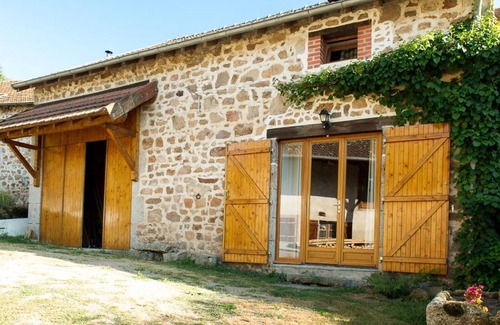 Chatel-Montagne Cottage | Charming Stone Barn, Garden, Terrace, Pets Welcome