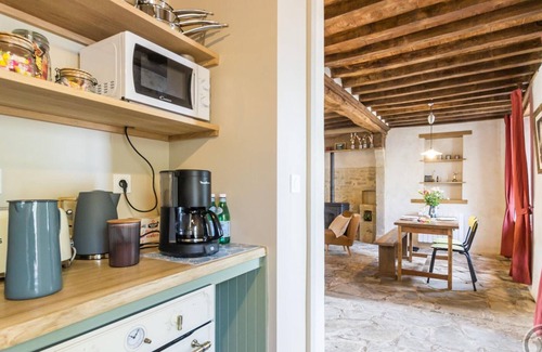 Les Moitiers-en-Bauptois Cottage | Charming stone house with garden in the heart of Cotentin