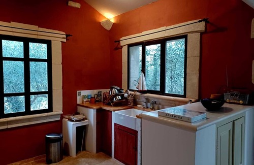 Caseneuve House | Charming stonehouse with breathtaking views of the Luberon national park