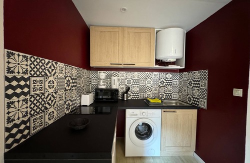 Saint-Julien Apartment | Charming studio close to the Château de Caen