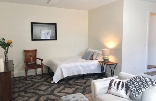 Napa Apartment | Charming Studio in Great Location in Charming Napa, Close to Downtown.