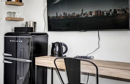 Vista Apartment | Charming Studio | Near Legoland & Carlsbad Beach