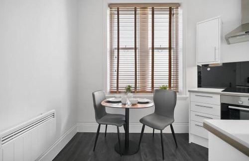 London City Centre Apartment | Charming Studio Next to Leicester Sq
