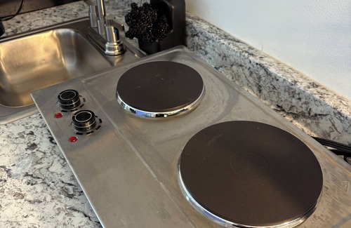 Port Saint Lucie Apartment | Charming studio with WiFi and AC