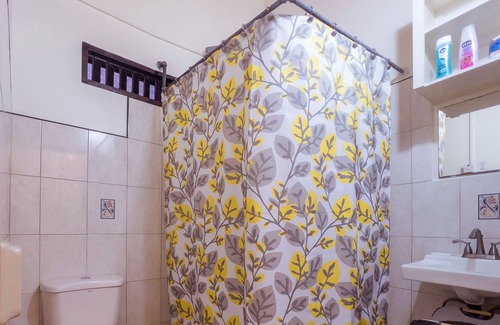 Lowlands Apartment | Charming Studio with Free WiFi, Near Beaches