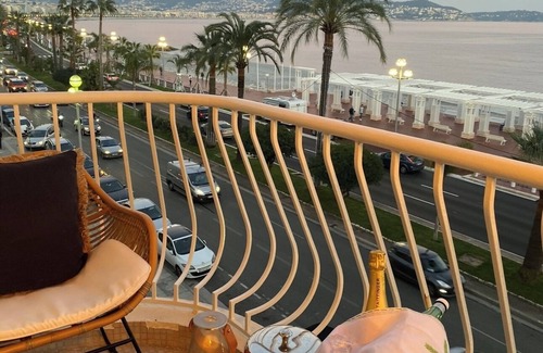 La Californie Apartment | Charming Studio with Panoramic View of the Mediterranean Sea in Nice