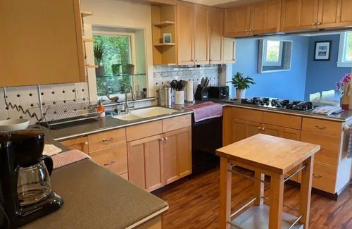 Sausalito House | Charming Sunny Sausalito Home With Water Viewsn