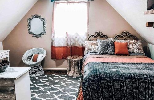 Palisades House | Charming Swan Valley Cottage with Clubhouse Access Near Palisades Lake, Idaho