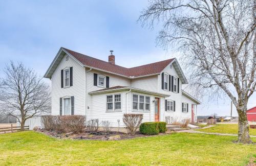 Blackstone House | Charming Tonica Farmhouse with Private Yard!