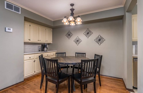 Amarillo House | Charming Townhome - Suite 3 - Travel Nurse Ready