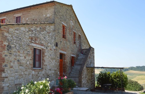 Asciano Apartment | Charming Tuscan countryside retreat