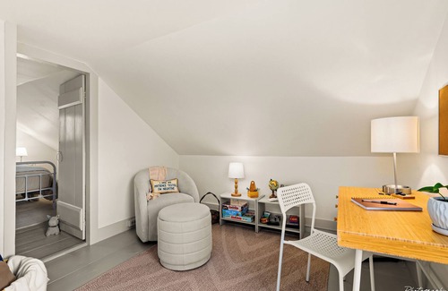 Middlebury Other | Charming, updated 3-bedroom farmhouse minutes from Middlebury with Wi-Fi & AC
