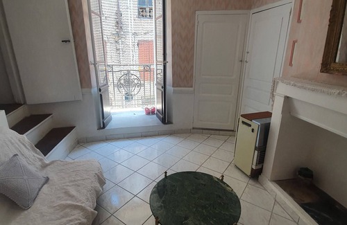 Saint-Jean-du-Bruel House | charming village house in the heart of the village