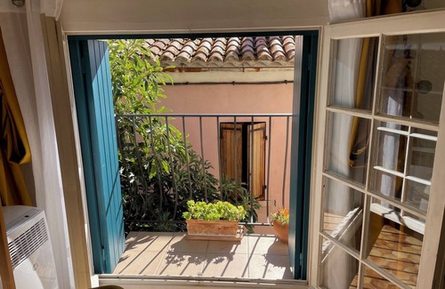 Bormes-Les-Mimosas House | Charming village house in the heart of a medieval village