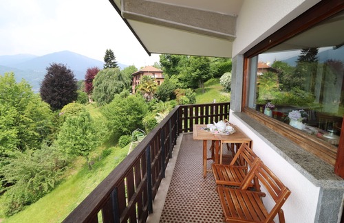 Pettenasco Villa | Charming Villa Francione - Private gardens and stunning views