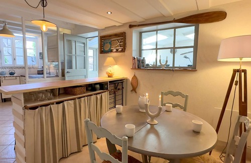 Ars-en-Re House | Charming villa in the heart of the village of Ars