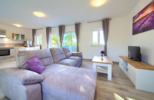 Zidarici Villa | Charming Villa Vista with swimming pool & Seaview