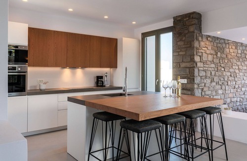 Santa Maria House | Charming villa with pool & sea view in Santa Maria, Paros (Greece) - 12 per max