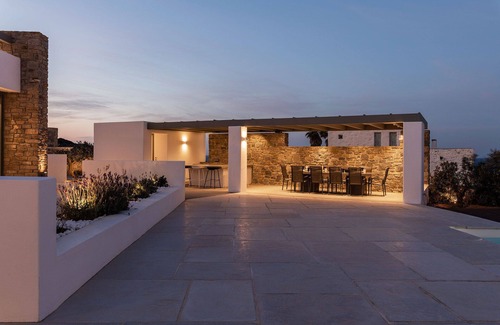 Santa Maria House | Charming villa with pool & sea view in Santa Maria, Paros (Greece) - 12 per max