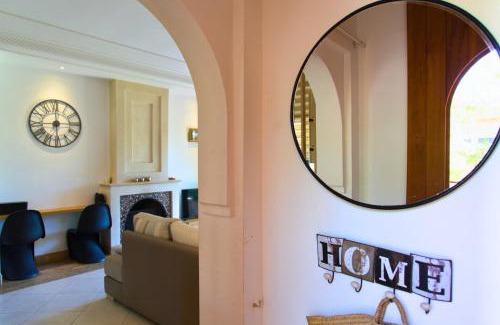 Issen Villa | Charming Villa with Private Pool, BBQ