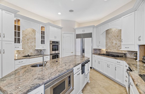 McLean Villa | Charming Villa with Spectacular Waterfront Views