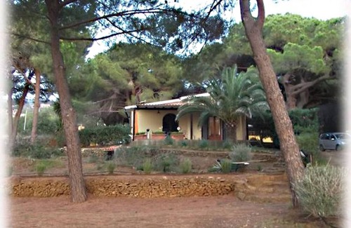 Capoliveri Villa | CHARMING VILLINO DEI PEDUCELLI DIRECTLY ON THE SEA!