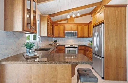 Discovery Bay House | Charming WATERFRONT 3-bedroom house in delightful Discovery Bay, California