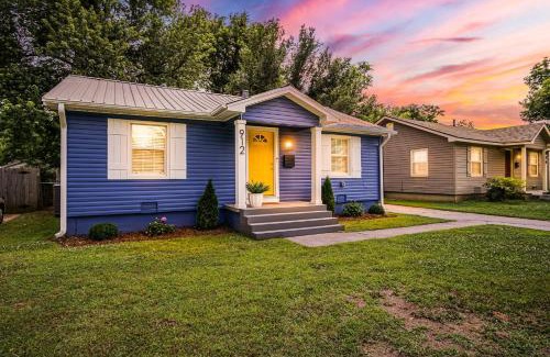 Norman House | Charming Yellow Door House Steps From Ou