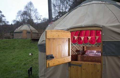 Largs Cabin | Charming Yurt in Kelburn Estate near Largs