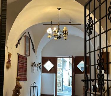Santa Maria Val Muestair Apartment | Chasa pin