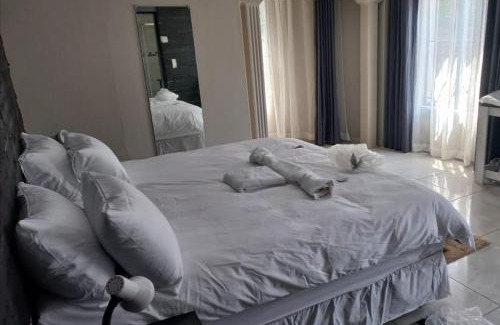 Schoemansville Ski Chalet | Chasba Airbnb