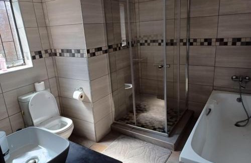 Schoemansville Ski Chalet | Chasba Airbnb