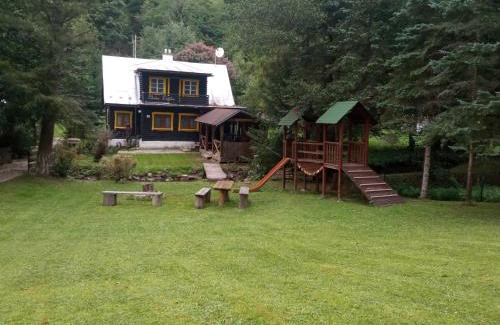 Horna Lehota Cabin | Chata Lieska