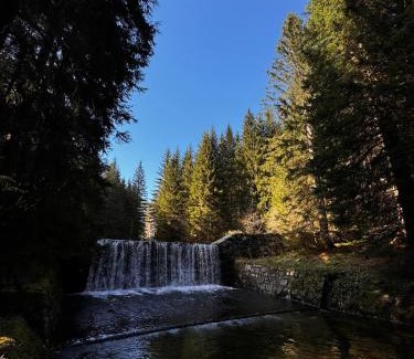 Pec pod Snezkou House | Chata pod Studničnou