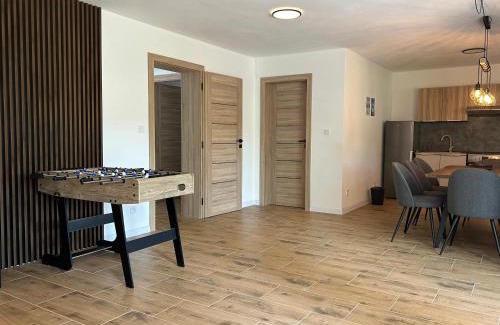 Valca Ski Chalet | Chata pri potoku 1