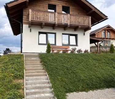 Cierny Balog Ski Chalet | Chata Svišt