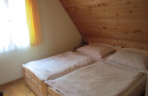 Chrast House | Chata u jezera