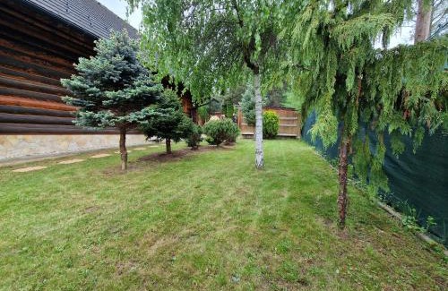 Nitrianske Rudno Ski Chalet | Chata Zemra