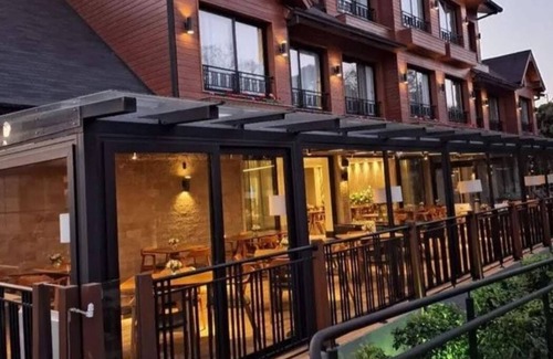 Gramado Apartment | Chateau DU Golden foi Eleito o Melhor de Gramado em 2023 Para Casal e Famílias